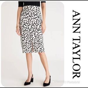 NWT ANN TAYLOR High Waist Pencil Skirt Sz 10P $89!